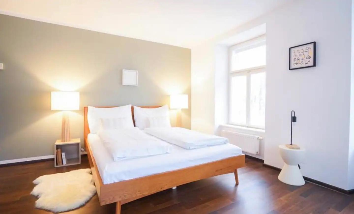 Apartament Authentic Austrian Flat In The South Of Vienna Modling Zewnętrze zdjęcie