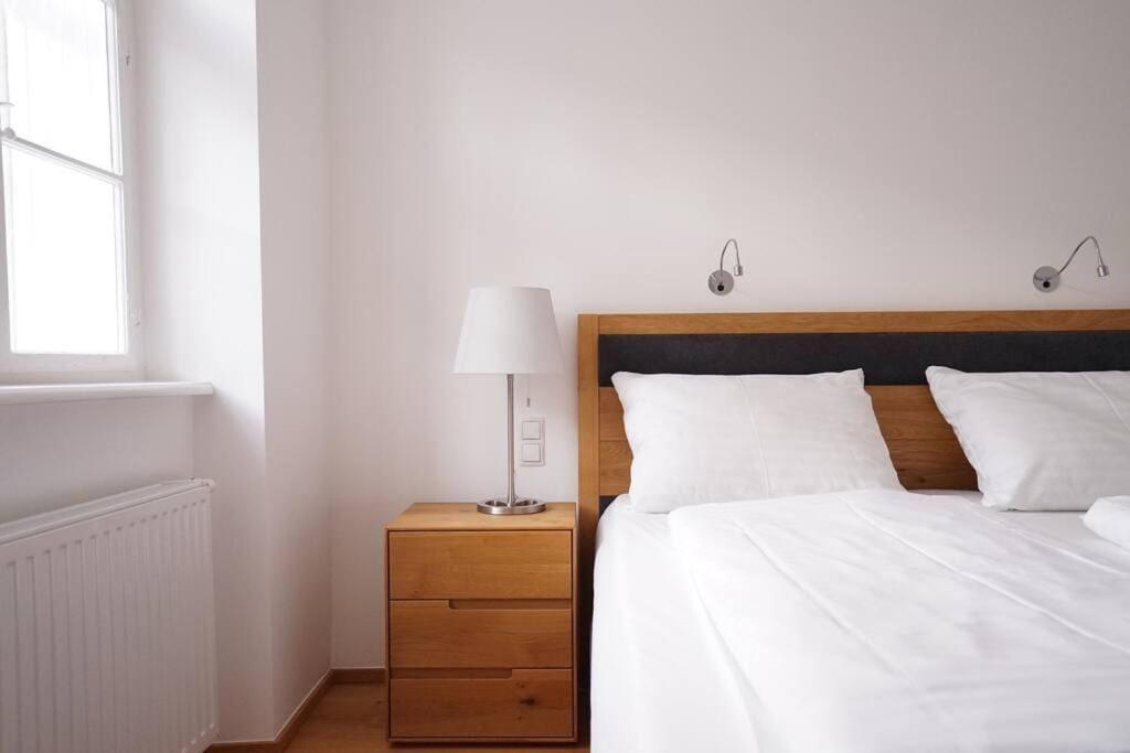 Apartament Authentic Austrian Flat In The South Of Vienna Modling Zewnętrze zdjęcie